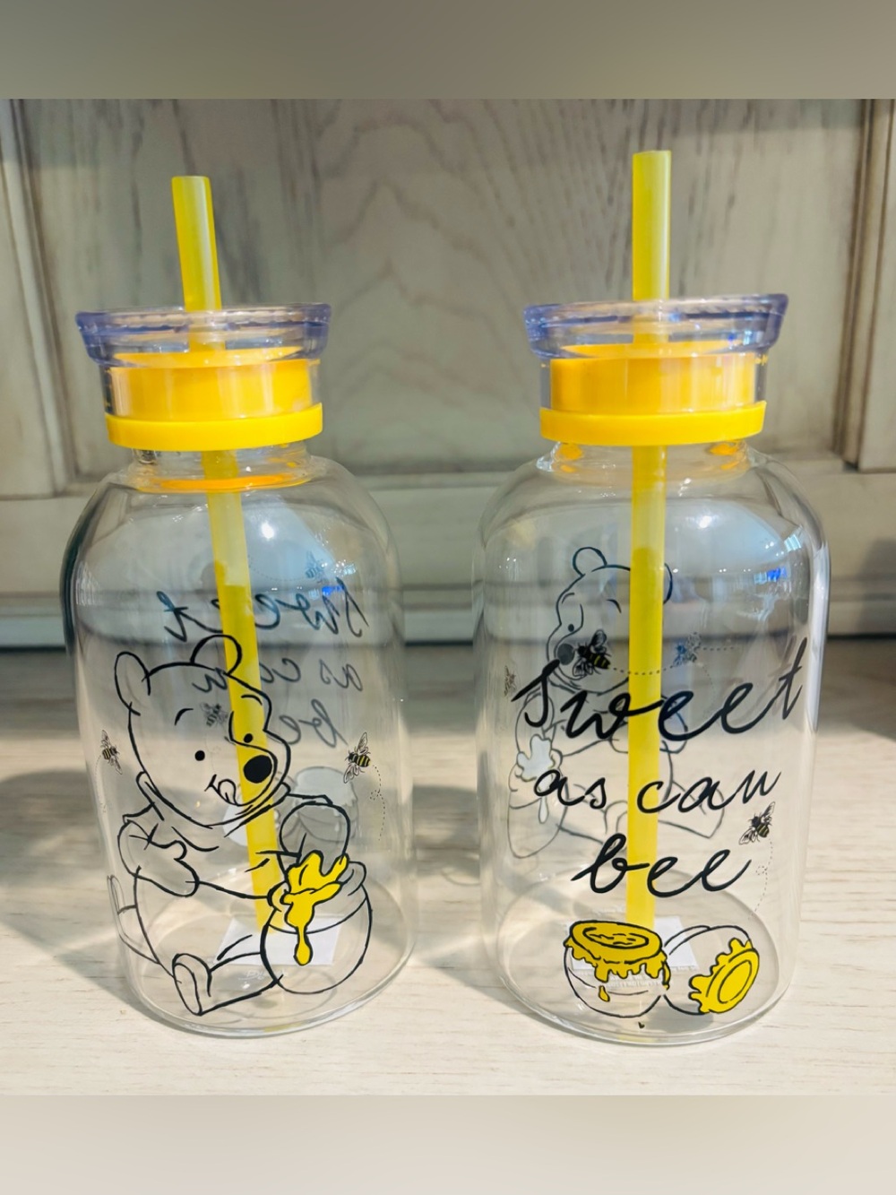 Adorable  Officially Licensed Winnie the Pooh Milk Glasses w/Straws